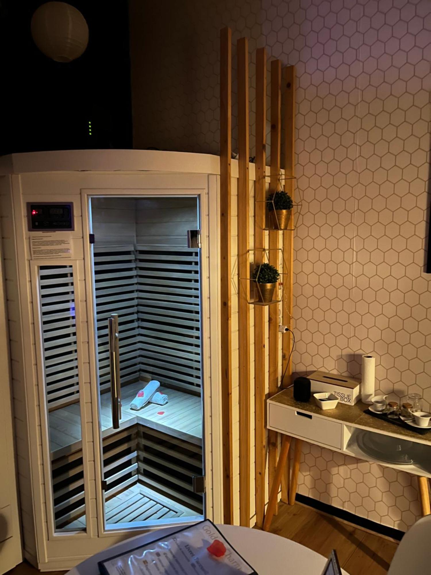 Apartment Nid Dore - Suite Bien-Etre Avec Sauna & Balneo Privatifs Le Barcares