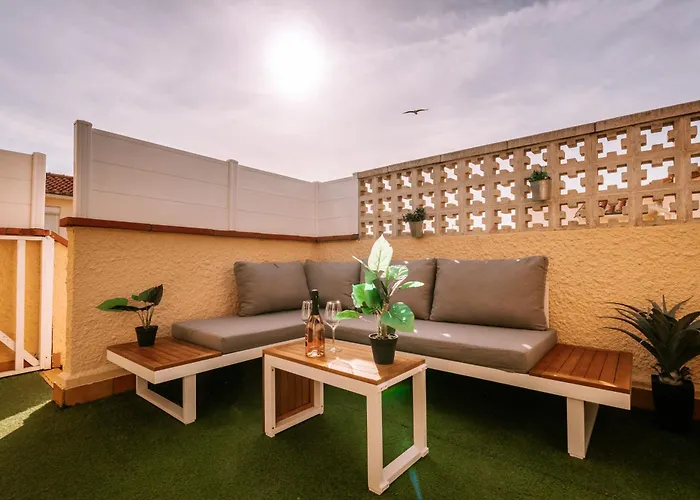 Suite romantique avec sauna et balnéo privatifs au Barcarès