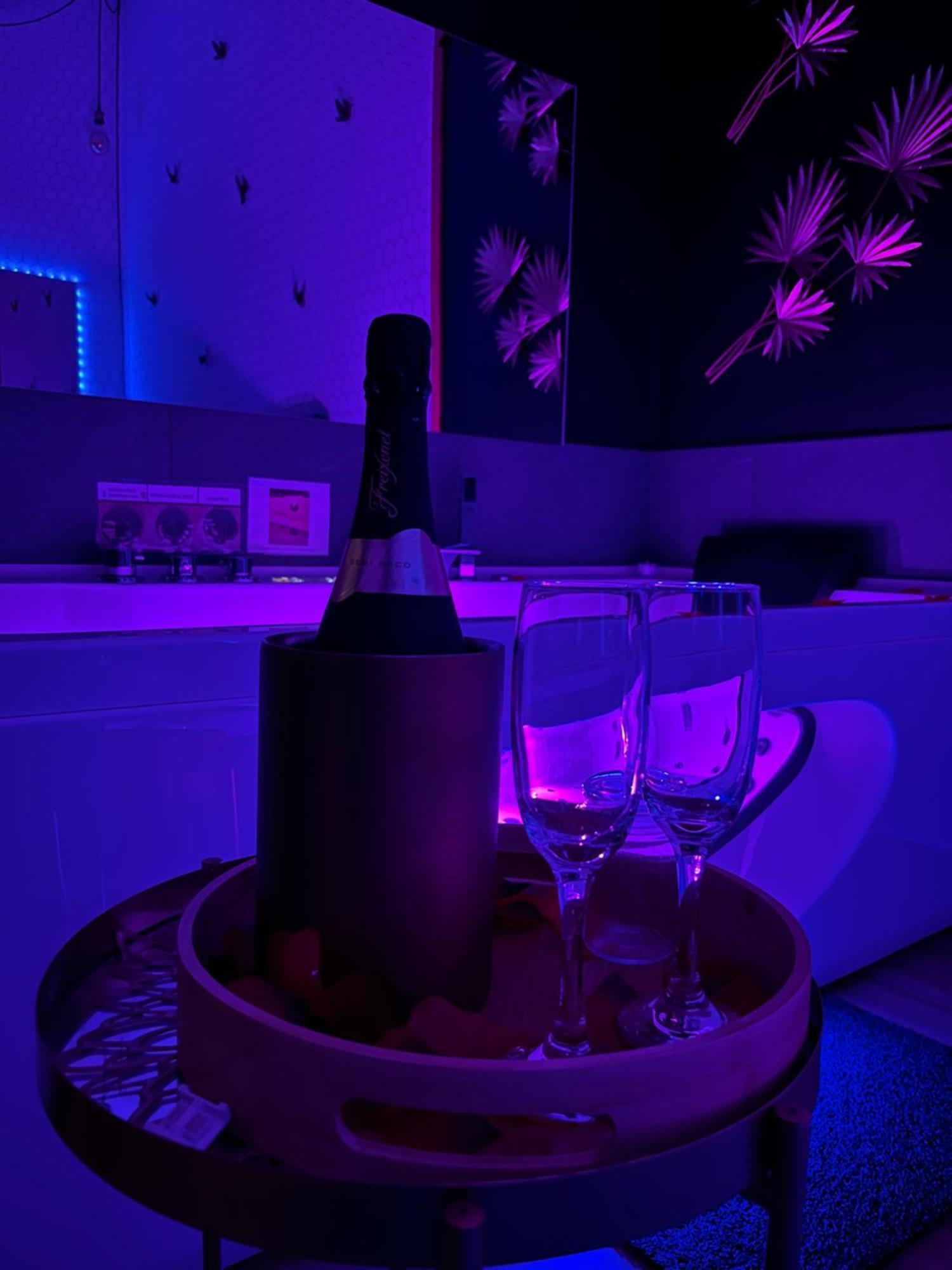 Nid Dore - Suite Bien-Etre Avec Sauna & Balneo Privatifs Apartment