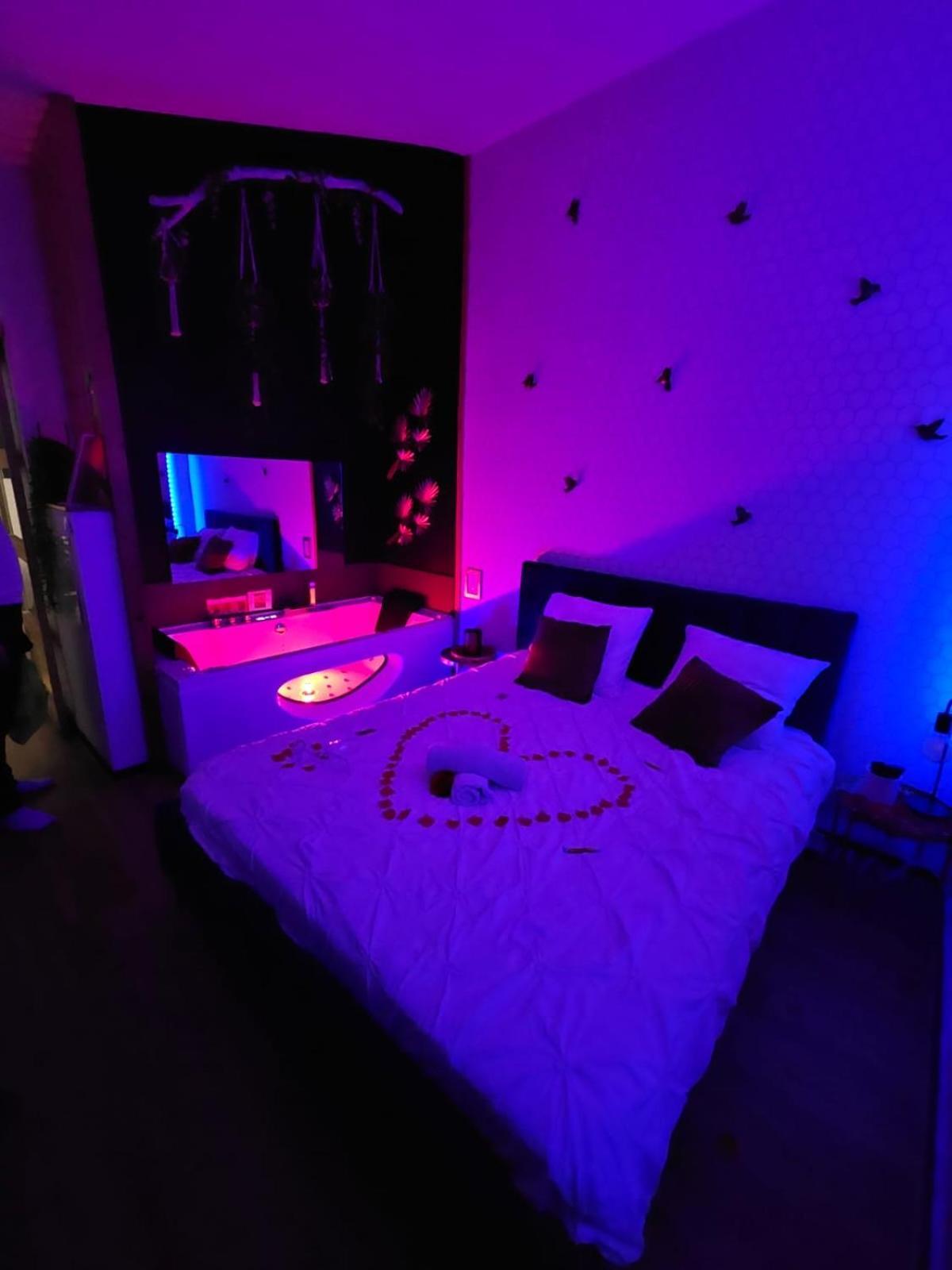 Nid Dore - Suite Bien-Etre Avec Sauna & Balneo Privatifs Apartment Le Barcares